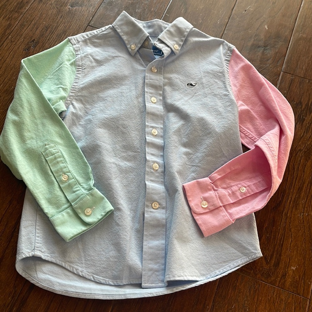 NWT Vineyard Vines Button Down